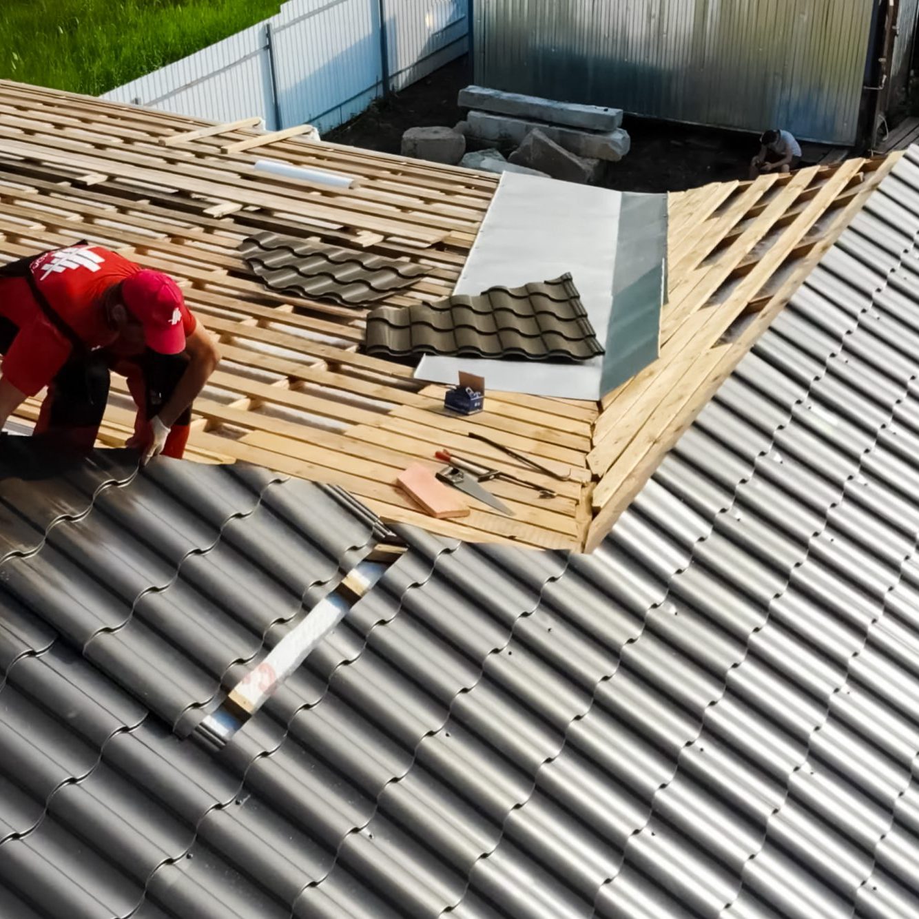 dreamstime_l_168753462 roof repair in St Albans